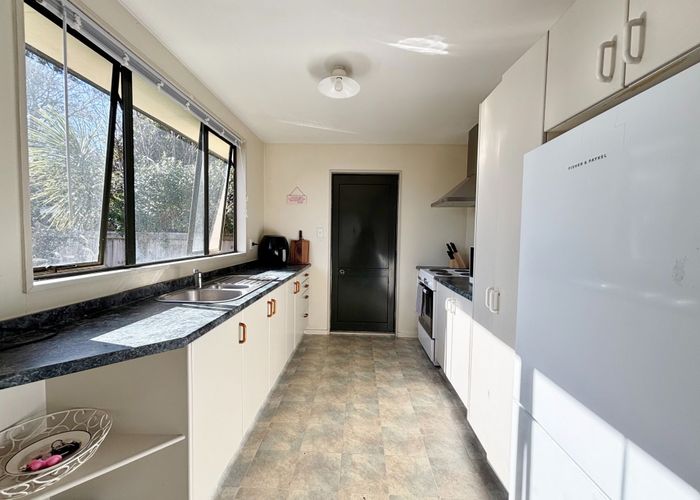  at 61A Centennial Av, Riccarton, Christchurch City, Canterbury