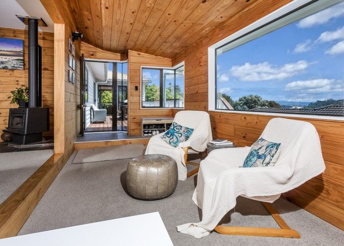  at 108 GLENDHU RD, Bayview, Auckland