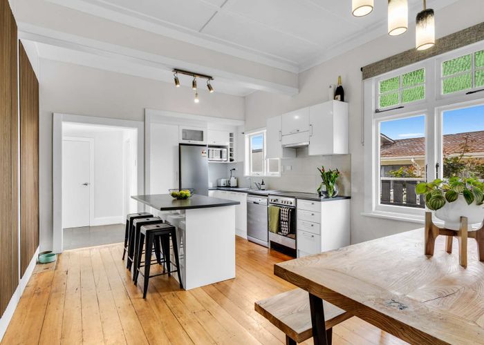  at 800 Victoria Street, Parkvale, Hastings, Hawke's Bay
