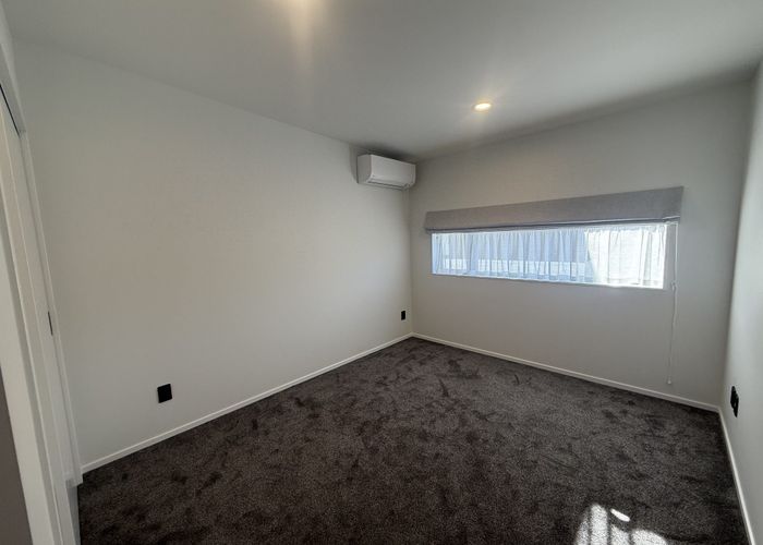  at 2 Embling Place, Eastern Beach, Manukau City, Auckland