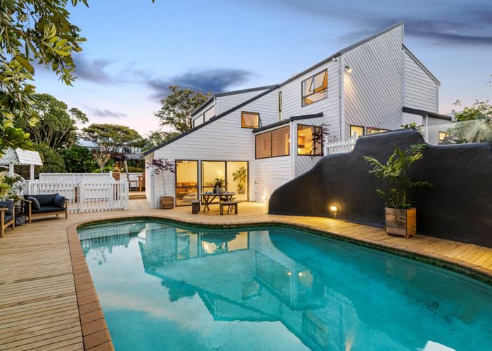  at 17 Harper Street, Chatswood, North Shore City, Auckland