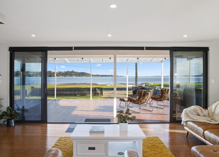  at 25 Kawakawa Bay Coast Road, Kawakawa Bay, Manukau City, Auckland