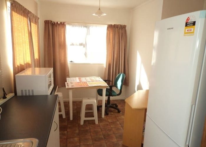  at 6a May St, Hamilton East, Hamilton, Waikato