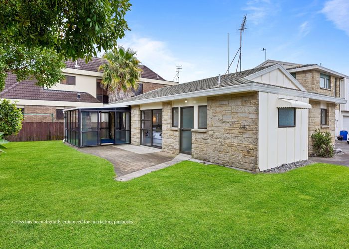  at 34C Tweed Street, Mount Maunganui