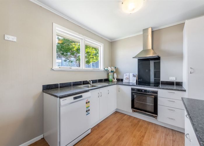  at 3/3 Buscomb Avenue, Henderson, Auckland