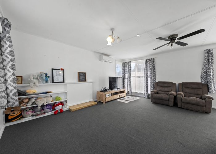  at 15 Eden Street, Mangere East, Manukau City, Auckland