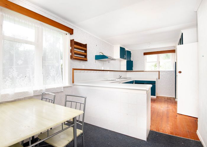  at 42 Kaituna Street, Waitangirua, Porirua, Wellington