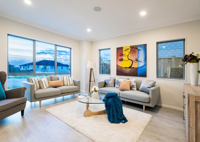  at 13 Greenan dr, Flat Bush, Auckland