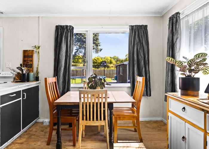  at 70 Clarence Cox Crescent, Pirimai, Napier