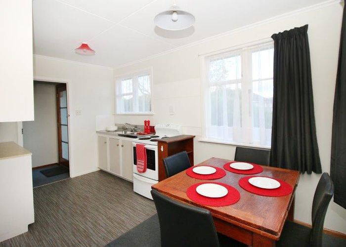  at 5 Waterloo Crescent, Hokowhitu, Palmerston North, Manawatu / Whanganui