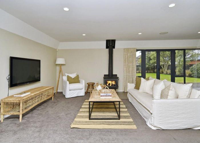  at 50 Vernon Terrace, Hillsborough, Christchurch