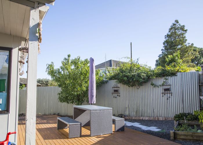  at 43 Strid Road, Te Atatu South, Waitakere City, Auckland