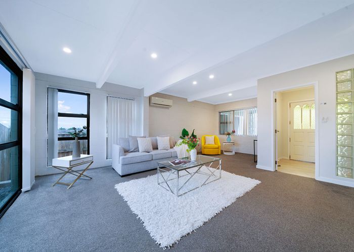  at 102 Tirimoana Road, Te Atatu South, Waitakere City, Auckland