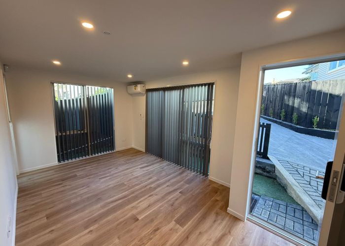 at 33a Riverhills Avenue, Pakuranga Heights, Manukau City, Auckland