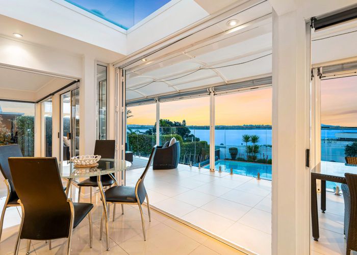  at 100 Bramley Drive, Farm Cove, Auckland
