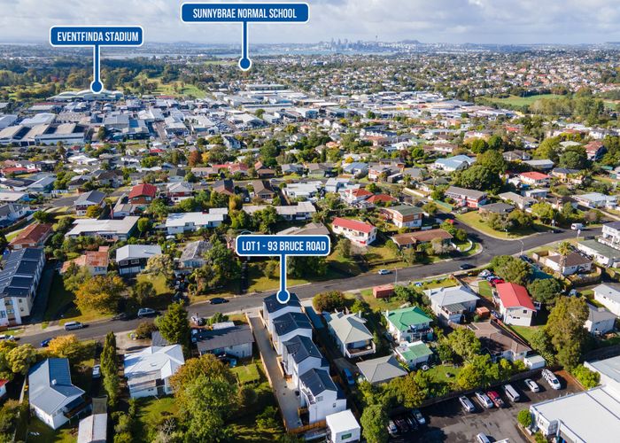  at 93A,B,C,D Bruce Road, Glenfield, North Shore City, Auckland