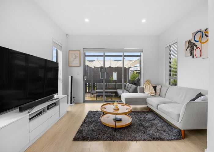  at 14 Heri Lane, Westgate, Waitakere City, Auckland