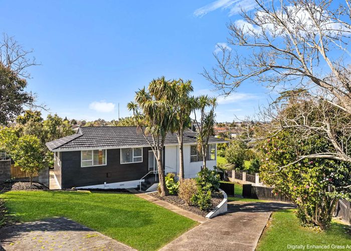  at 24 Leaver Place, Weymouth, Manukau City, Auckland