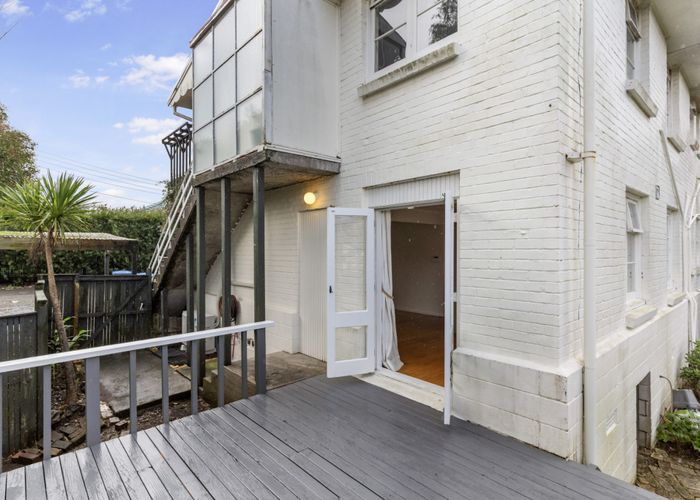  at 8/214 Campbell Road, Greenlane, Auckland City, Auckland