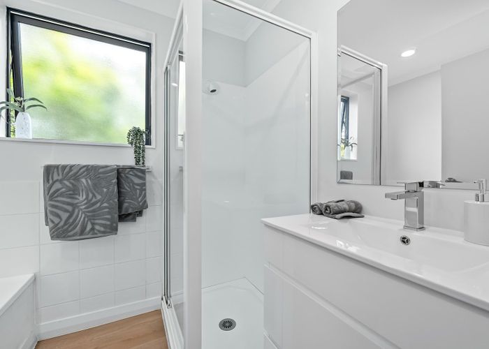  at 54 Norana Road, Timberlea, Upper Hutt, Wellington