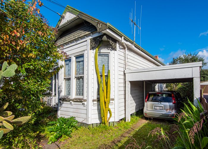  at 39 Kamo Road, Regent, Whangarei