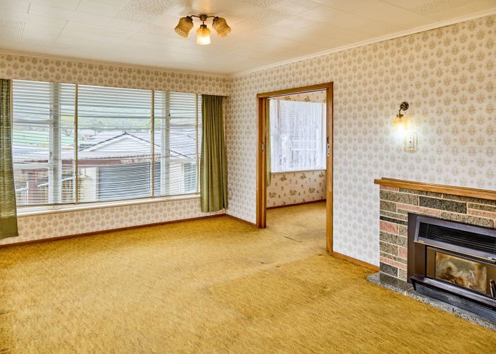  at 2 Bella Grove, Naenae, Lower Hutt