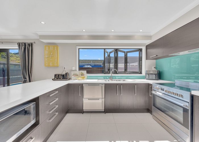  at 33 Surrey Street, Taradale, Napier, Hawke's Bay