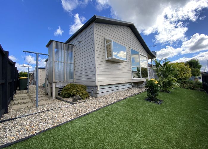  at 416A Old Te Atatu Road, Te Atatu Peninsula, Waitakere City, Auckland