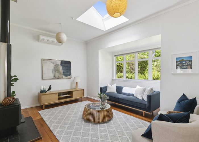  at 32 Volga Street, Island Bay, Wellington