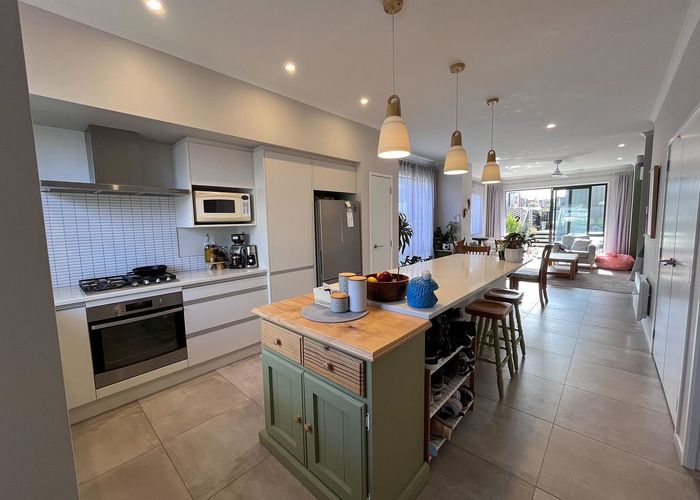 at 2 Kapia Road, Westgate, Waitakere City, Auckland