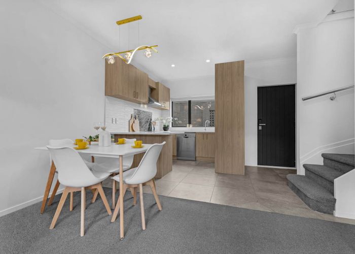  at 4/75 Aranui Road, Mount Wellington, Auckland City, Auckland