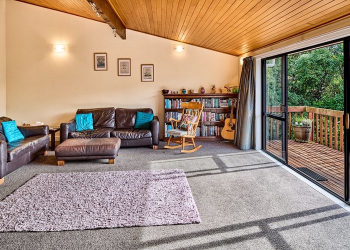  at 9D Muri Road, Pukerua Bay, Porirua