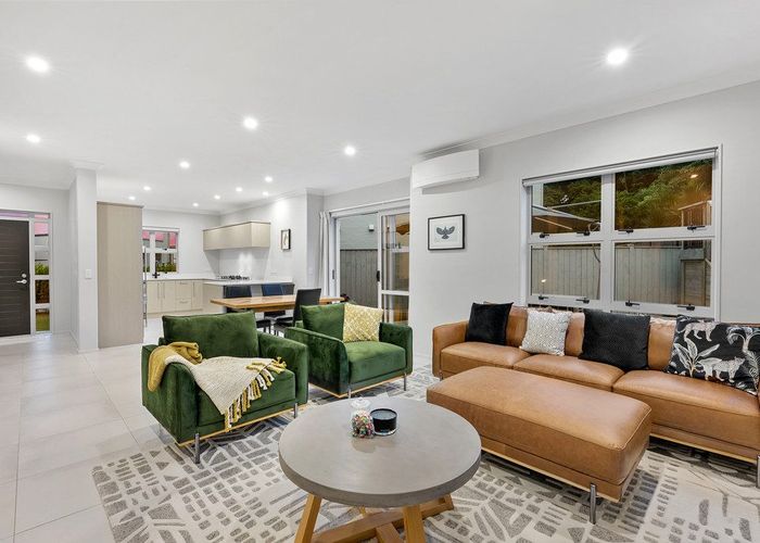  at 42 Matairangi Avenue, Totara Heights, Auckland