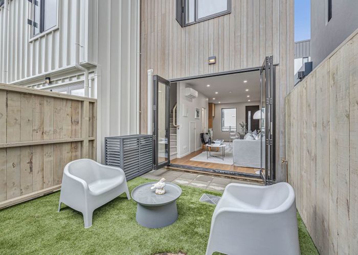  at 121 Hadlow Terrace, Grey Lynn, Auckland
