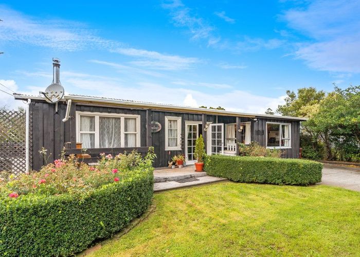  at 39 Featherston Cross Creek Road, WESTERN LAKE, FEATHERSTON