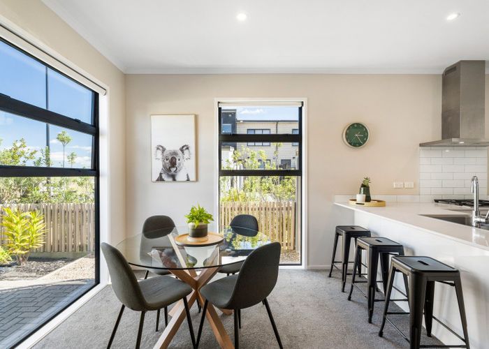  at 31 Pukewhero Rise, Westgate, Waitakere City, Auckland