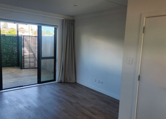  at 1/2 Brandon Road, Glen Eden, Auckland