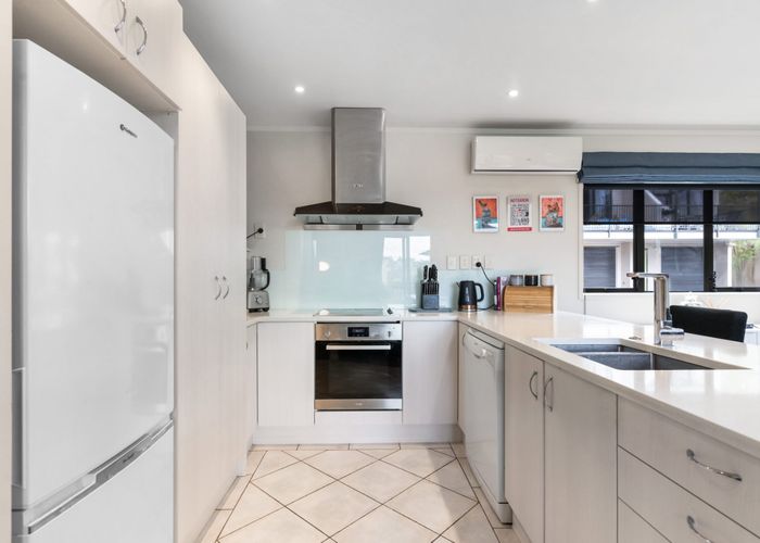  at 20/8 Flynn Street, Birkdale, North Shore City, Auckland