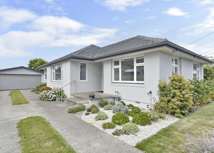  at 210 Avonhead Road, Avonhead, Christchurch