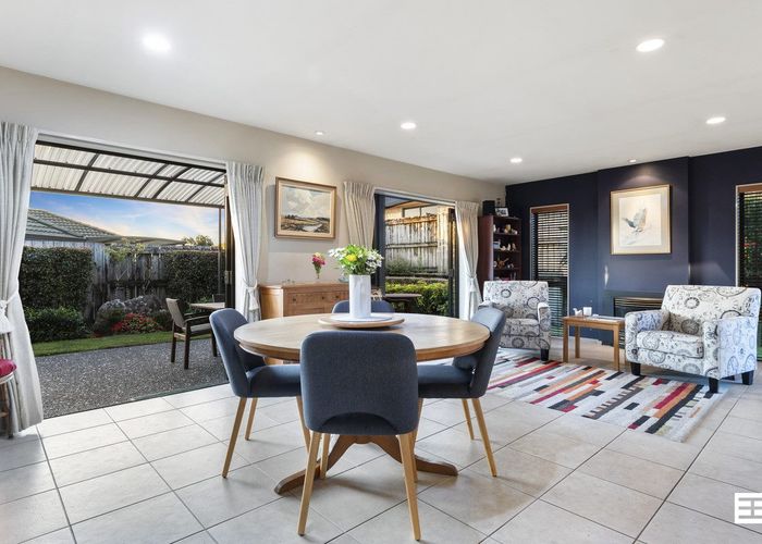  at 4 Brackenburn Drive, Ohauiti, Tauranga