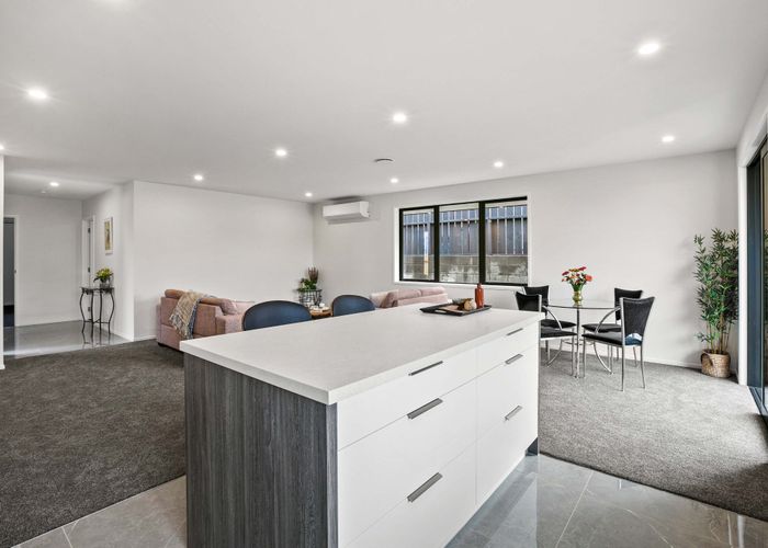  at 2b Sandel Rise, Merrilands, New Plymouth, Taranaki