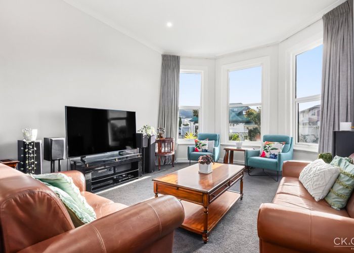  at 82 Knights Road, Lower Hutt, Lower Hutt, Wellington