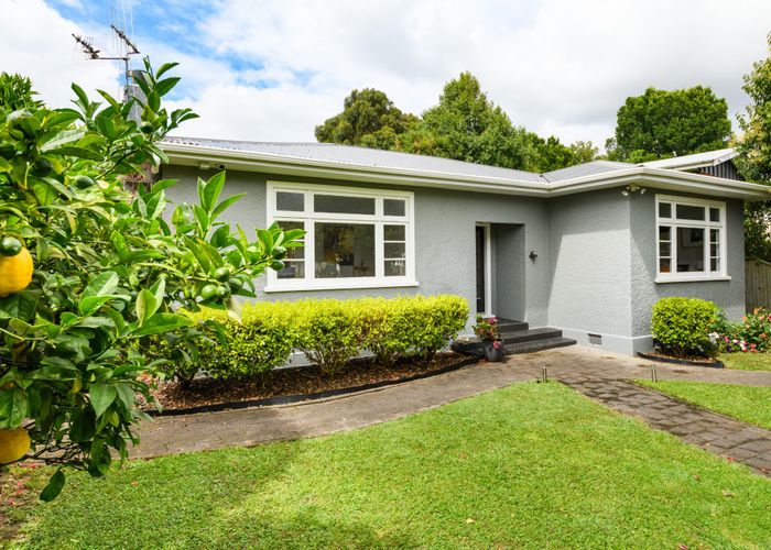  at 10 Hardie Street, Hokowhitu, Palmerston North
