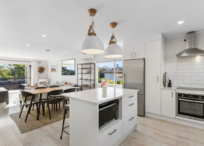  at 3 Rapaki Place, Te Atatu Peninsula, Waitakere City, Auckland