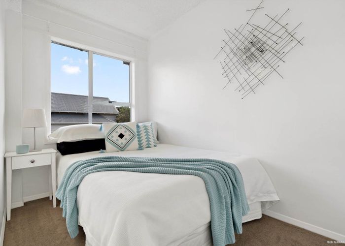  at 9/29 Fairview Road, Mount Eden, Auckland City, Auckland