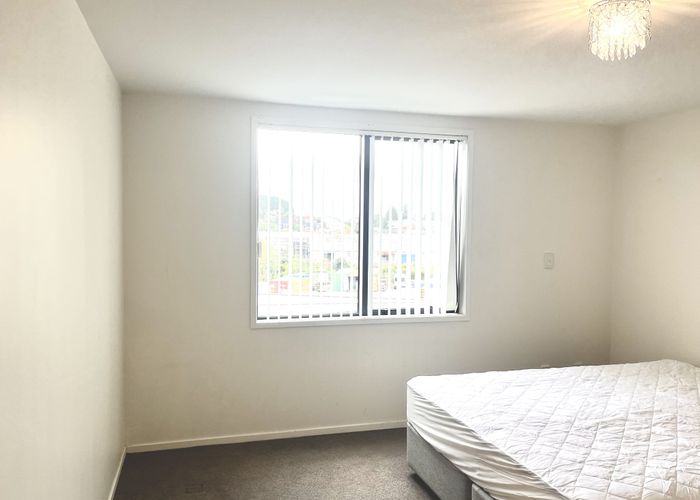  at 16/68 Mountain Road, Mount Wellington, Auckland City, Auckland