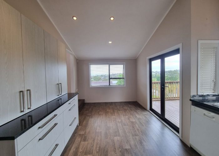  at 2/88 Glamorgan Drive, Torbay, North Shore City, Auckland