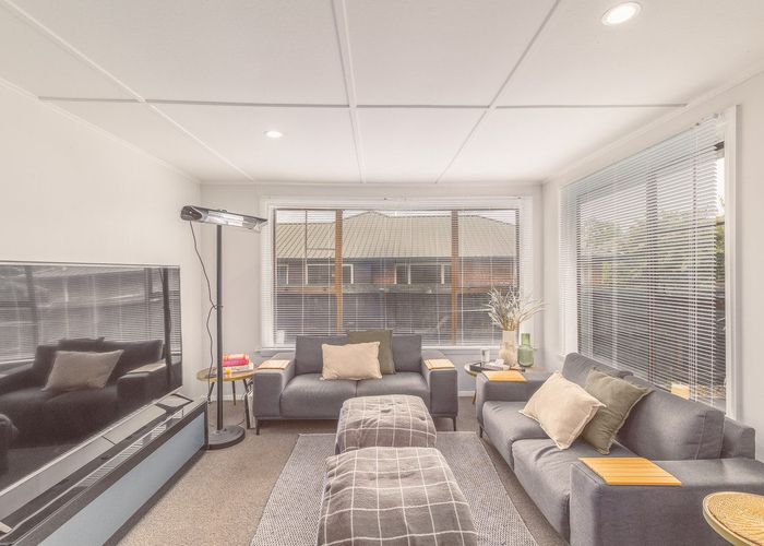  at 186 Harewood Road, Papanui, Christchurch
