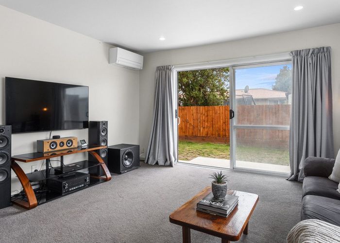  at 1/11a Lenton Street, Aranui, Christchurch City, Canterbury