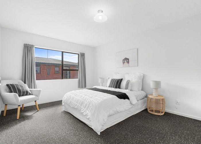  at 1/167 Clarence Street, Riccarton, Christchurch City, Canterbury